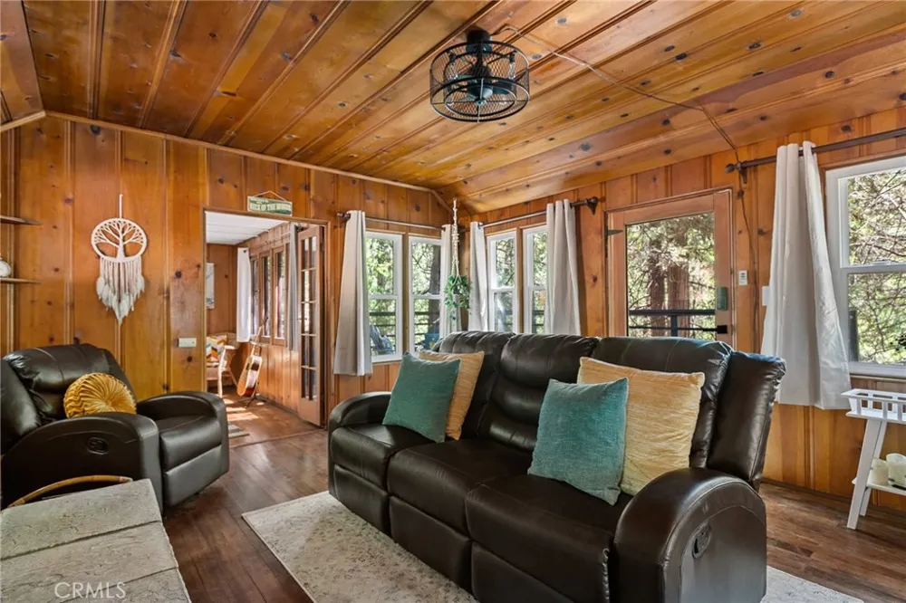 27010 State Highway 189 Blue Jay, CA 92317