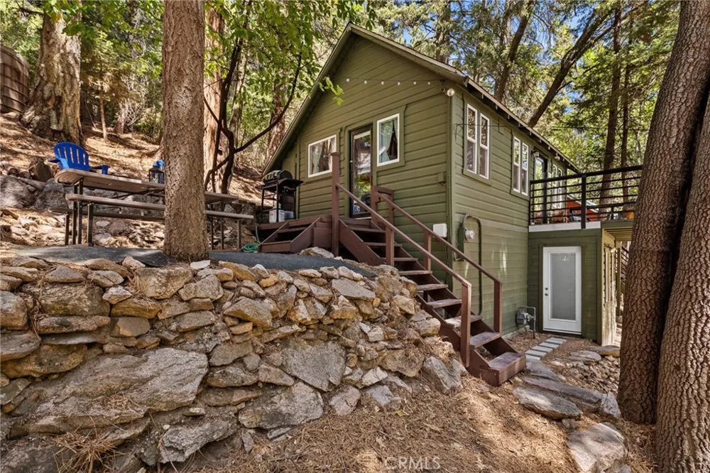 27010 State Highway 189 Blue Jay, CA 92317