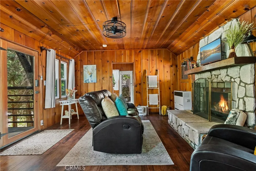 27010 State Highway 189 Blue Jay, CA 92317