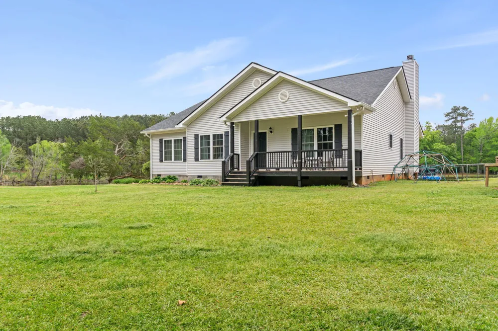 843 Us-25 Edgefield, SC 29824