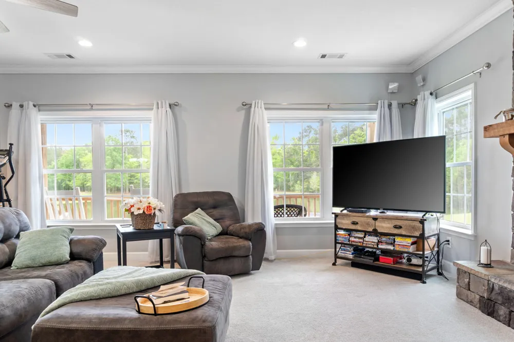 843 Us-25 Edgefield, SC 29824