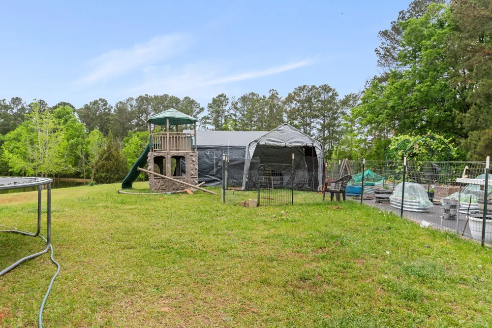 843 Us-25 Edgefield, SC 29824
