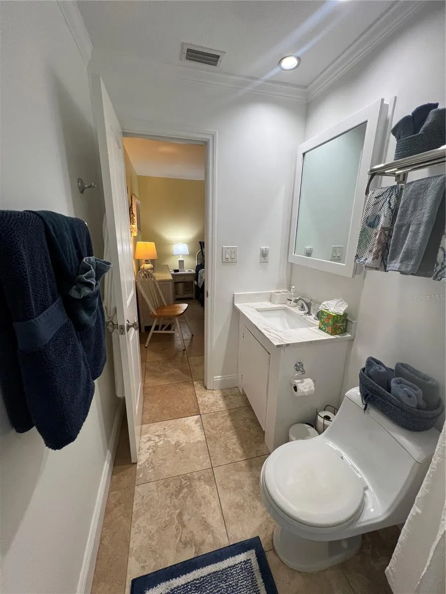 5164 BEACH DRIVE SE #B furnished St Petersburg, FL 33705