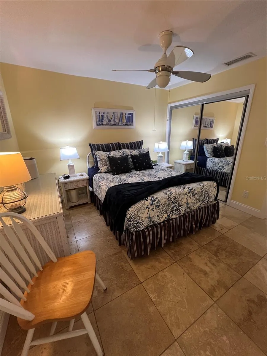 5164 BEACH DRIVE SE #B furnished St Petersburg, FL 33705