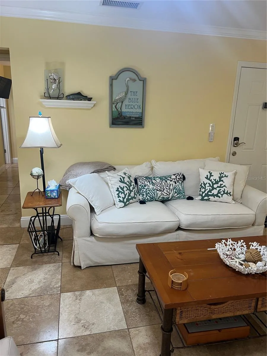 5164 BEACH DRIVE SE #B furnished St Petersburg, FL 33705