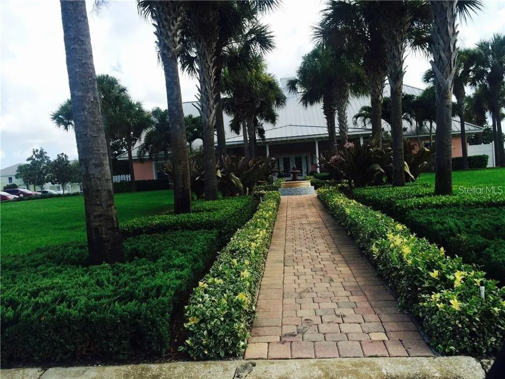 5164 BEACH DRIVE SE #B furnished St Petersburg, FL 33705