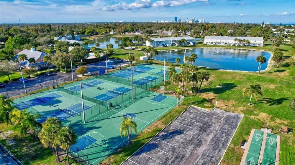 5164 BEACH DRIVE SE #B furnished St Petersburg, FL 33705