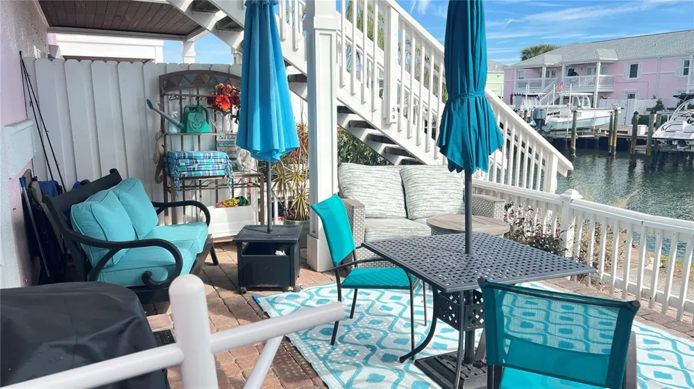 5164 BEACH DRIVE SE #B furnished St Petersburg, FL 33705