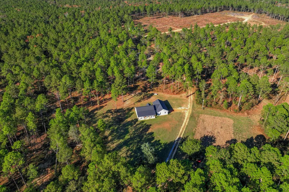 10596 Sand Valley Road Avera, GA 30803