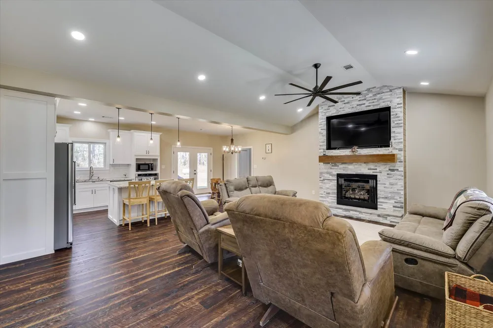 10596 Sand Valley Road Avera, GA 30803