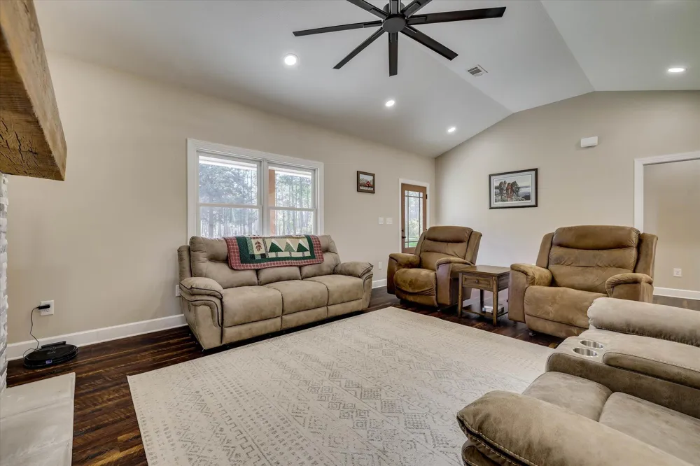 10596 Sand Valley Road Avera, GA 30803