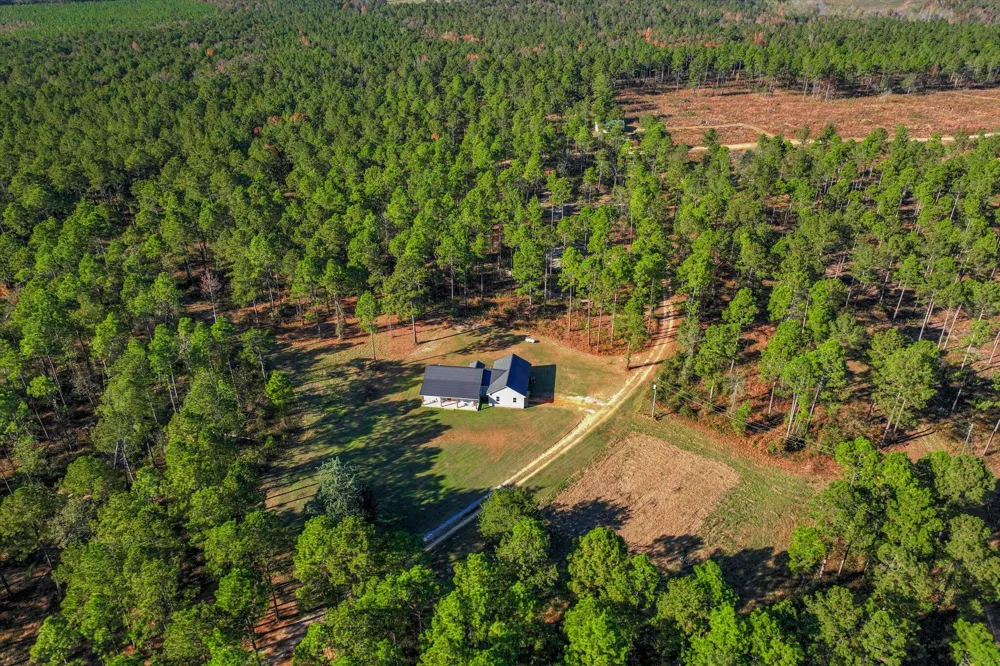 10596 Sand Valley Road Avera, GA 30803