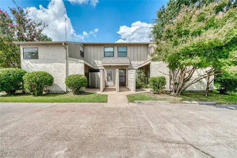 4401 Carter Creek Parkway #15