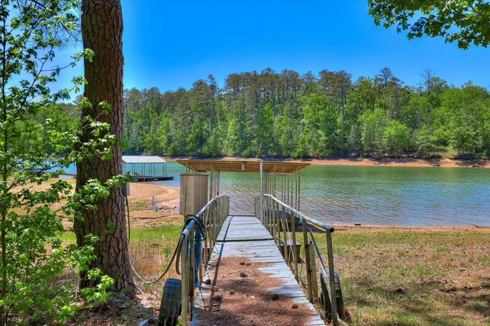3231 Bay Shore Drive Lincolnton, GA 30817