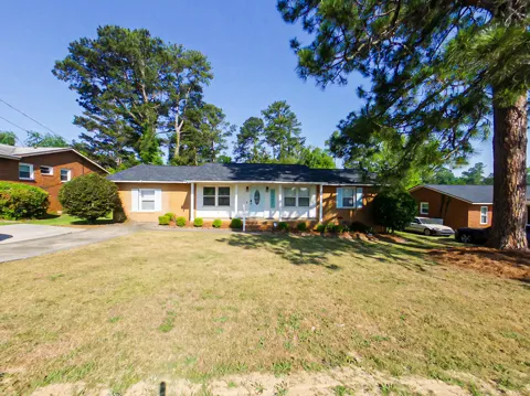 1117 Eisenhower Drive