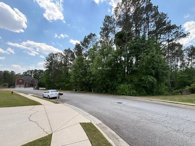 2062 Glenn Grovetown, GA 30813