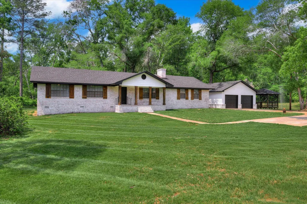 2784 Highway 1 Louisville, GA 30434