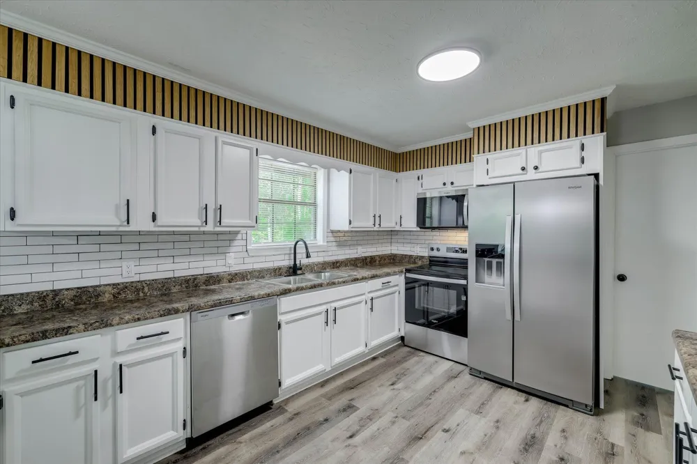 2784 Highway 1 Louisville, GA 30434
