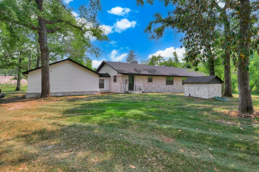 2784 Highway 1 Louisville, GA 30434