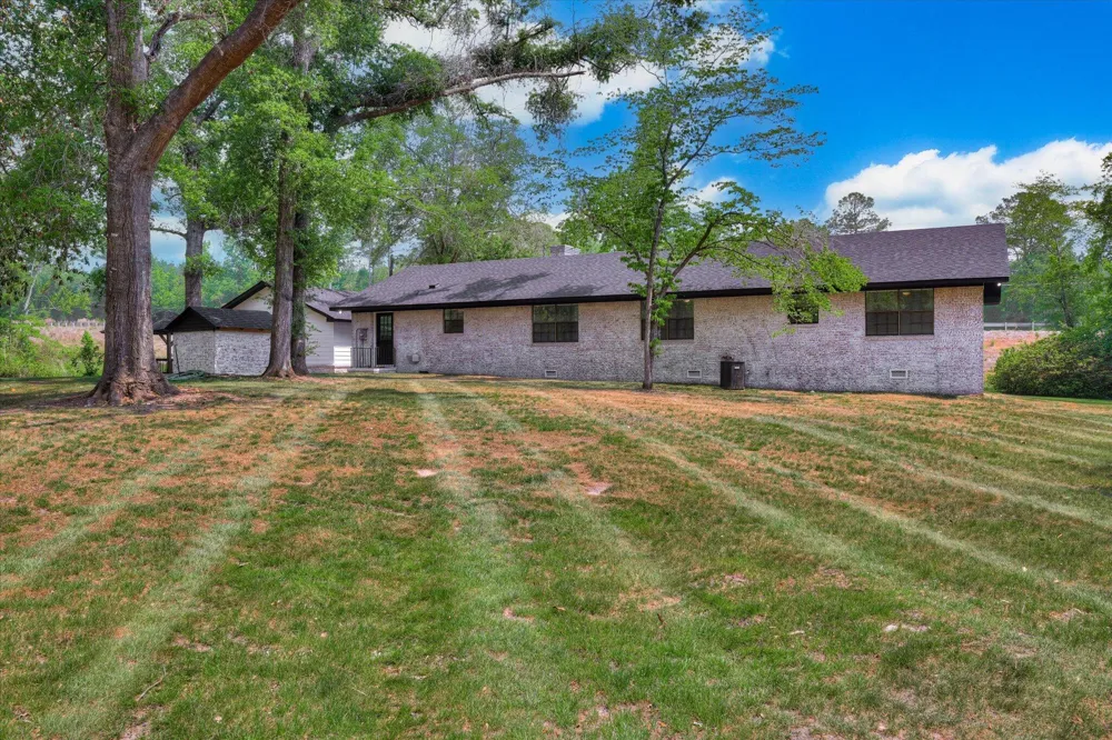 2784 Highway 1 Louisville, GA 30434