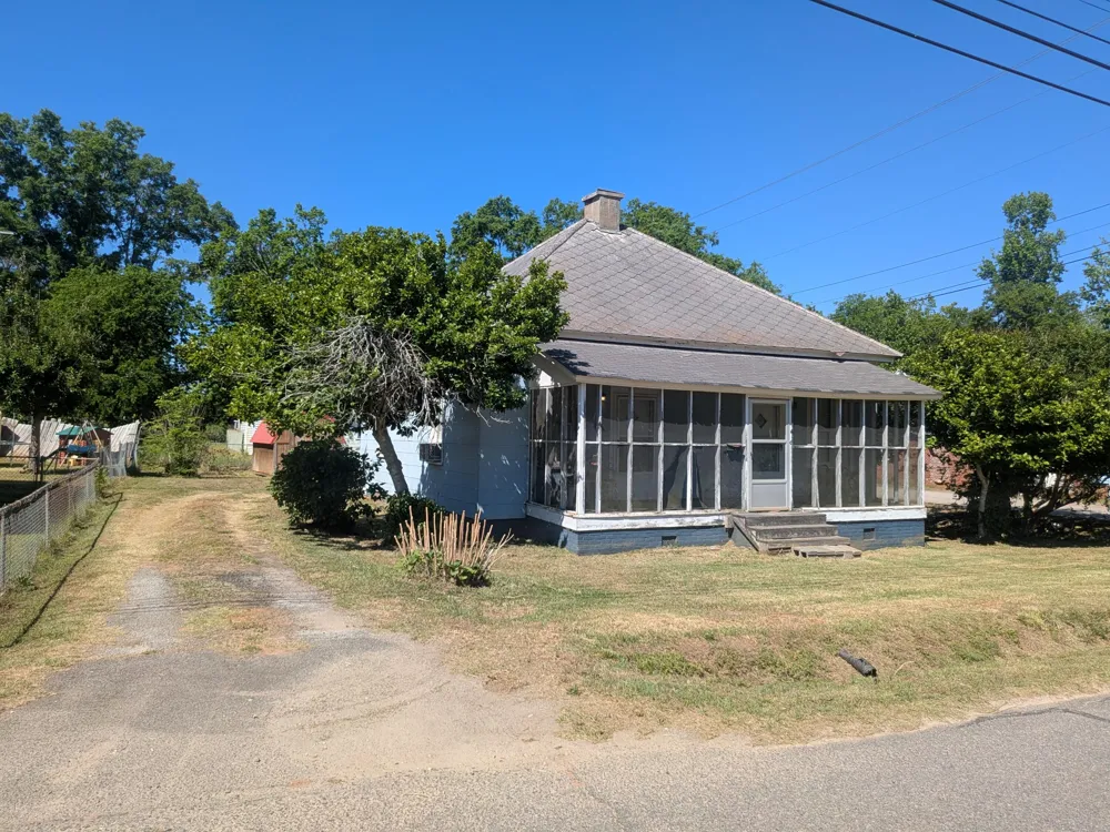 418 Mims Street Edgefield, SC 29824