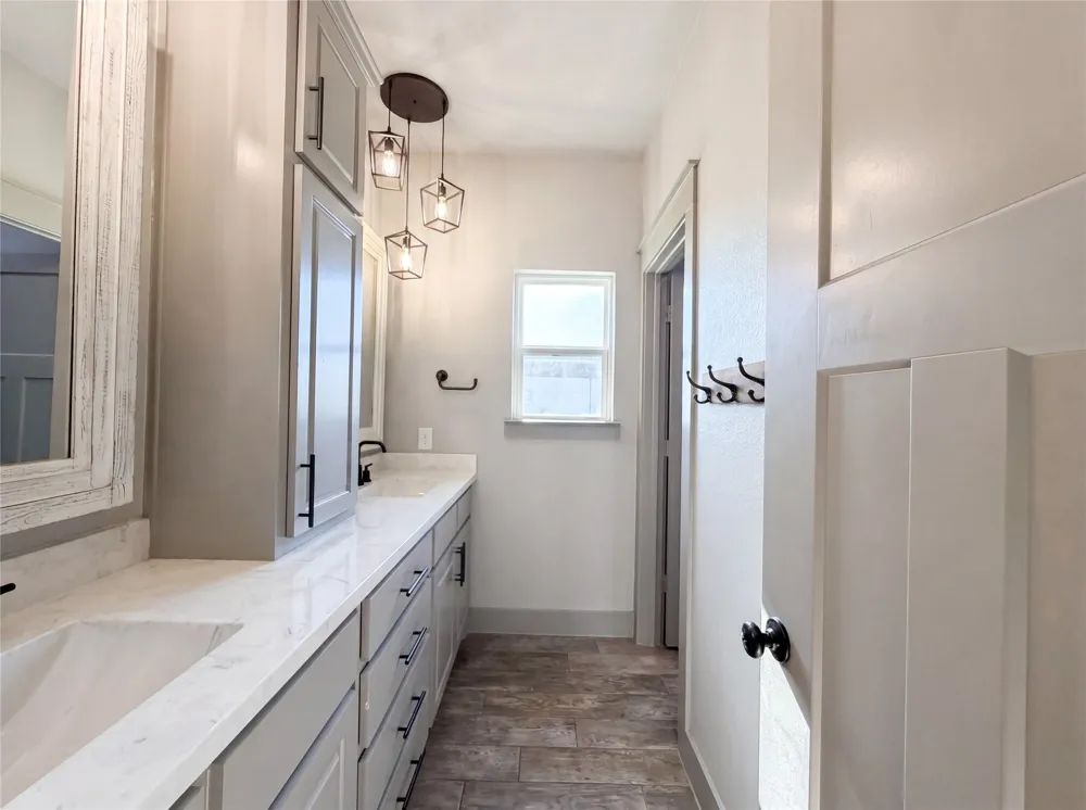 725 Cheyenne Trail Trenton, TX 75490