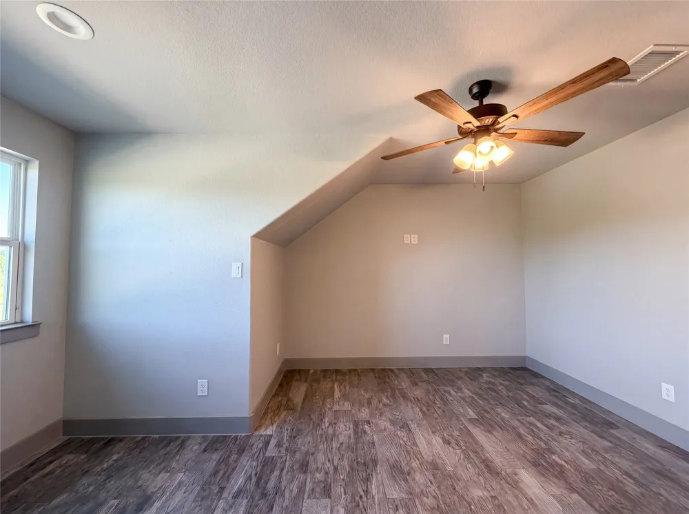 725 Cheyenne Trail Trenton, TX 75490