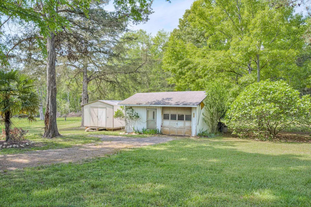 4375 Chamberlain S Ferry Road Lincolnton, GA 30817