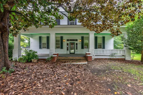 99 W Main Street
