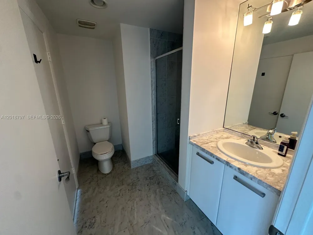 244 Biscayne Blvd #1910 Miami, FL 33132