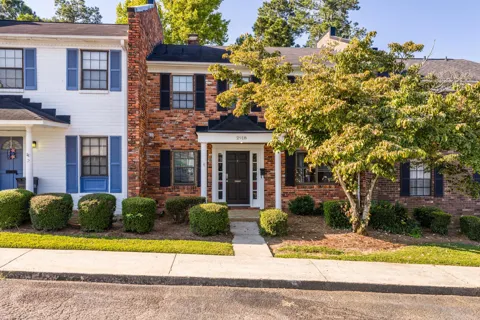 2918 Arrowhead Drive