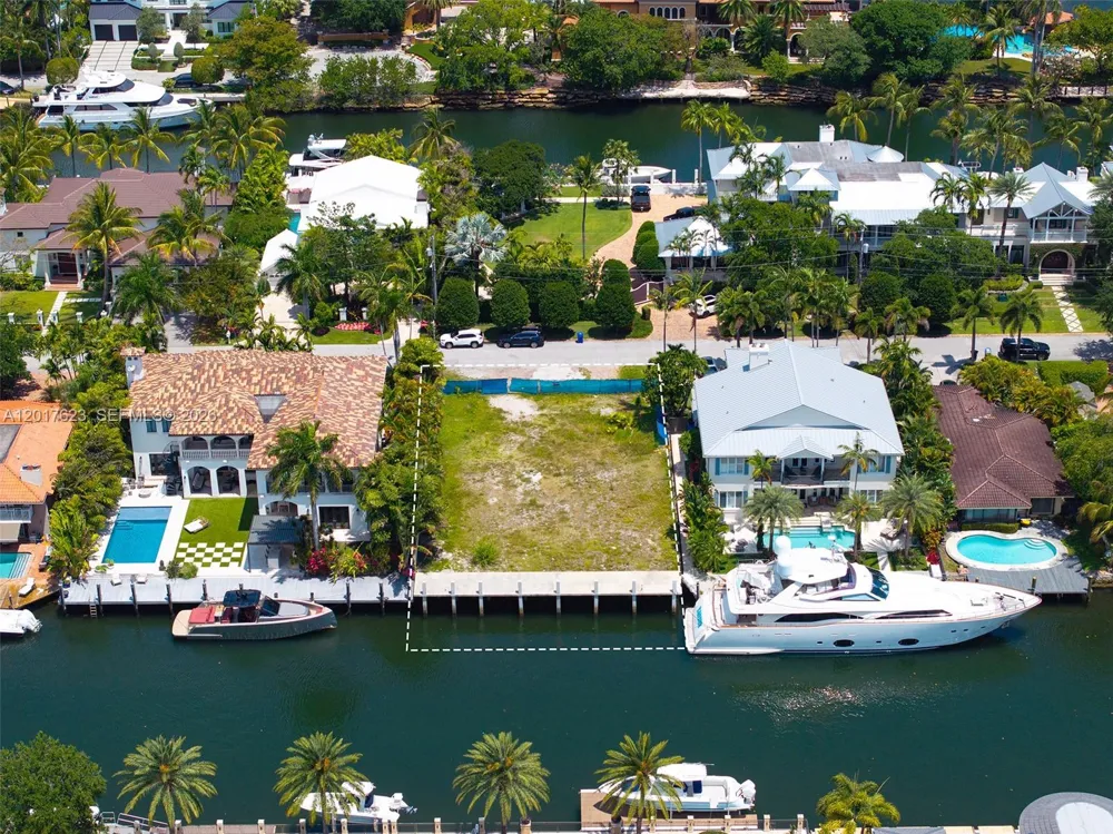 1776 SE 9th St Fort Lauderdale, FL 33316