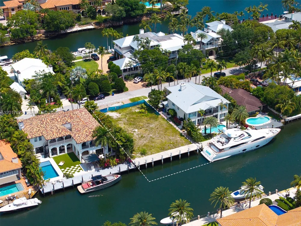 1776 SE 9th St Fort Lauderdale, FL 33316