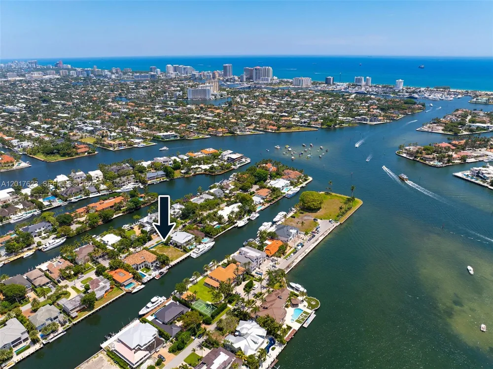 1776 SE 9th St Fort Lauderdale, FL 33316