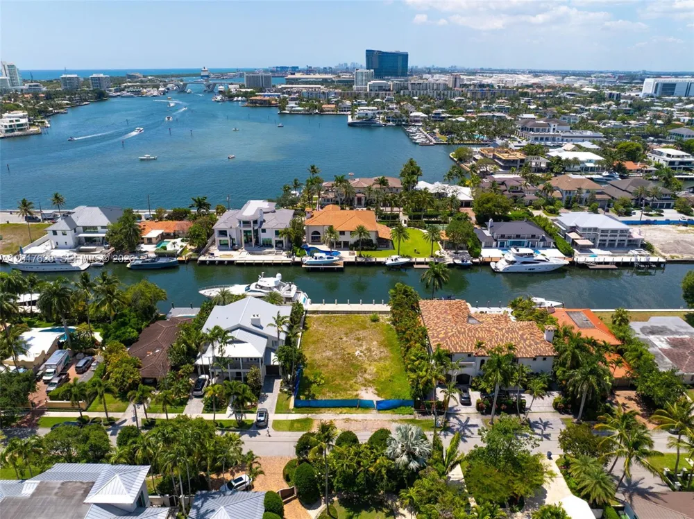 1776 SE 9th St Fort Lauderdale, FL 33316