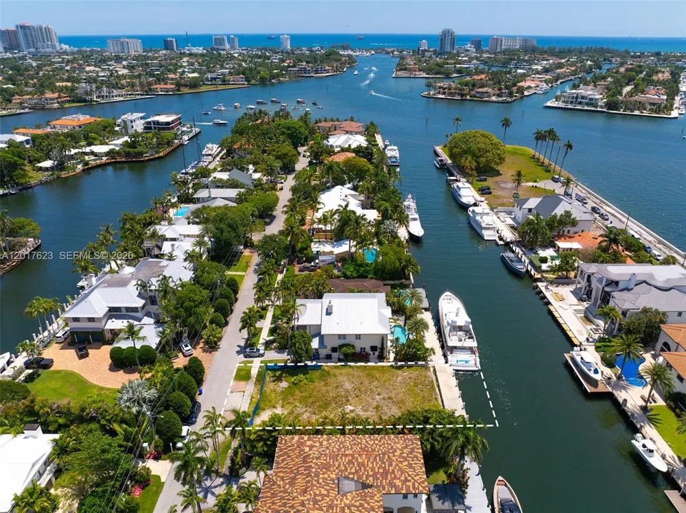 1776 SE 9th St Fort Lauderdale, FL 33316