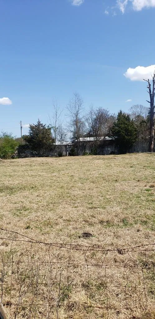 716 Augusta Road Edgefield, SC 29824