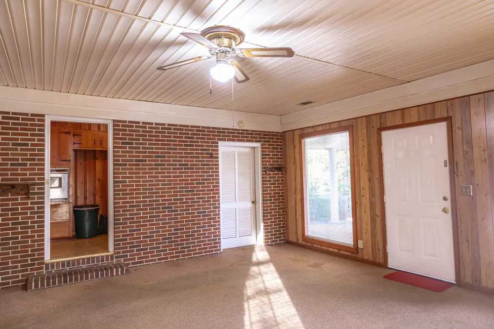 341 Azalea Avenue Millen, GA 30442