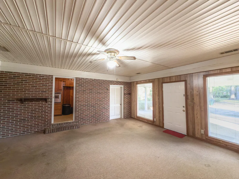 341 Azalea Avenue Millen, GA 30442