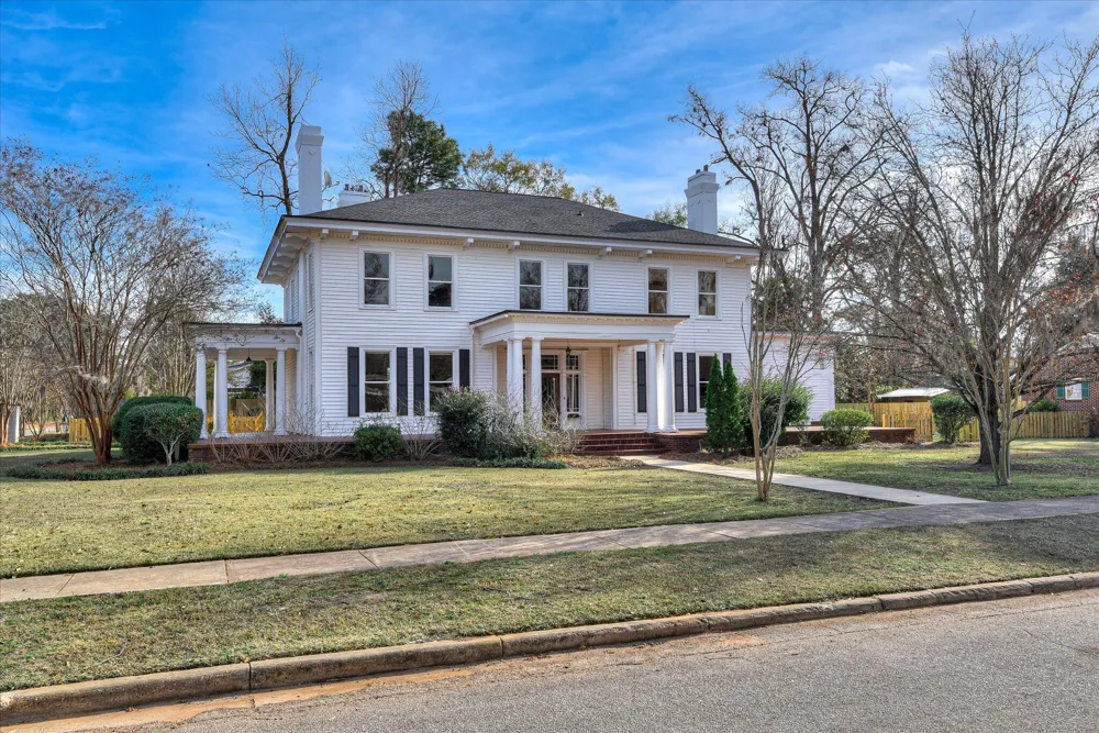 708 Mulberry Street Louisville, GA 30434