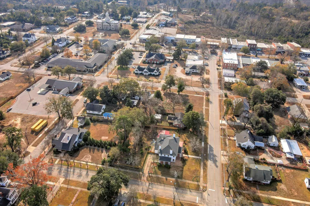 708 Mulberry Street Louisville, GA 30434