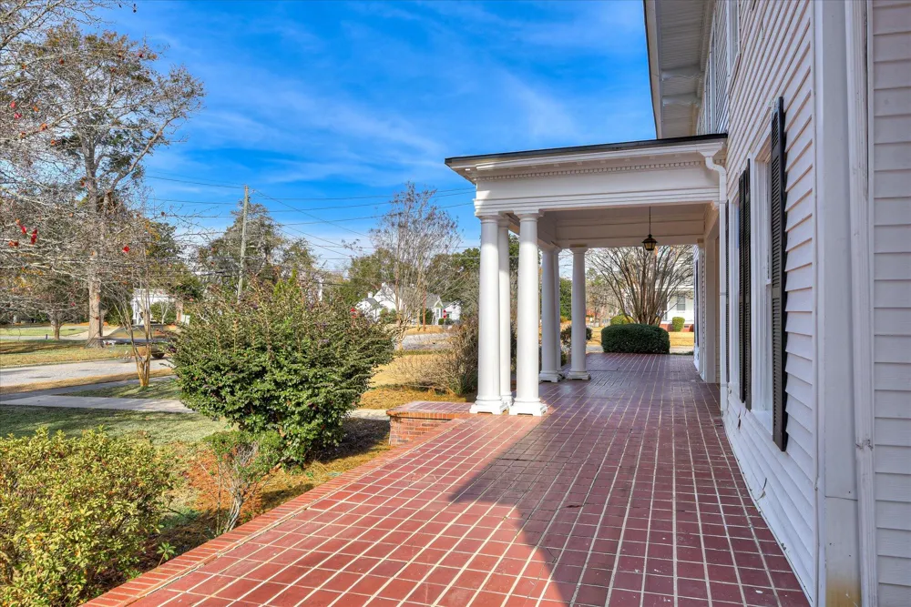 708 Mulberry Street Louisville, GA 30434
