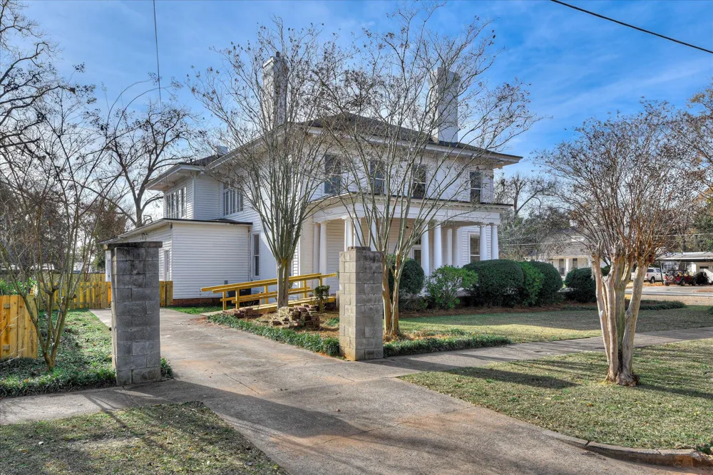 708 Mulberry Street Louisville, GA 30434