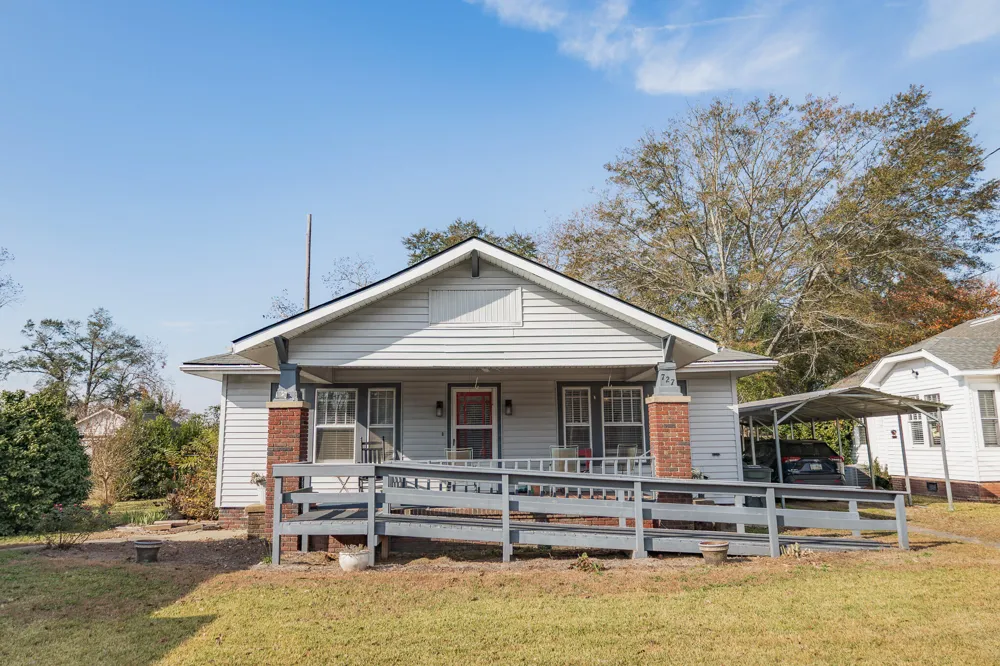 727 Harvey Street Millen, GA 30442
