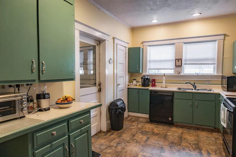 727 Harvey Street Millen, GA 30442