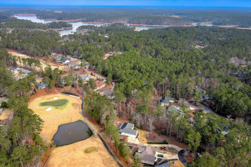 216 Charleston Lane Mccormick, SC 29835