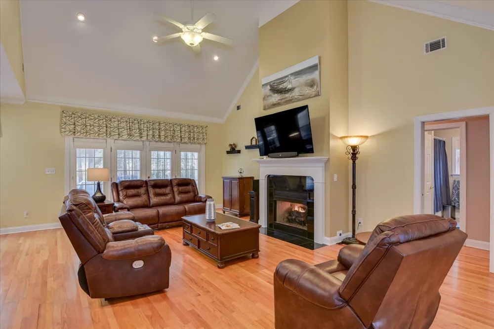 216 Charleston Lane Mccormick, SC 29835
