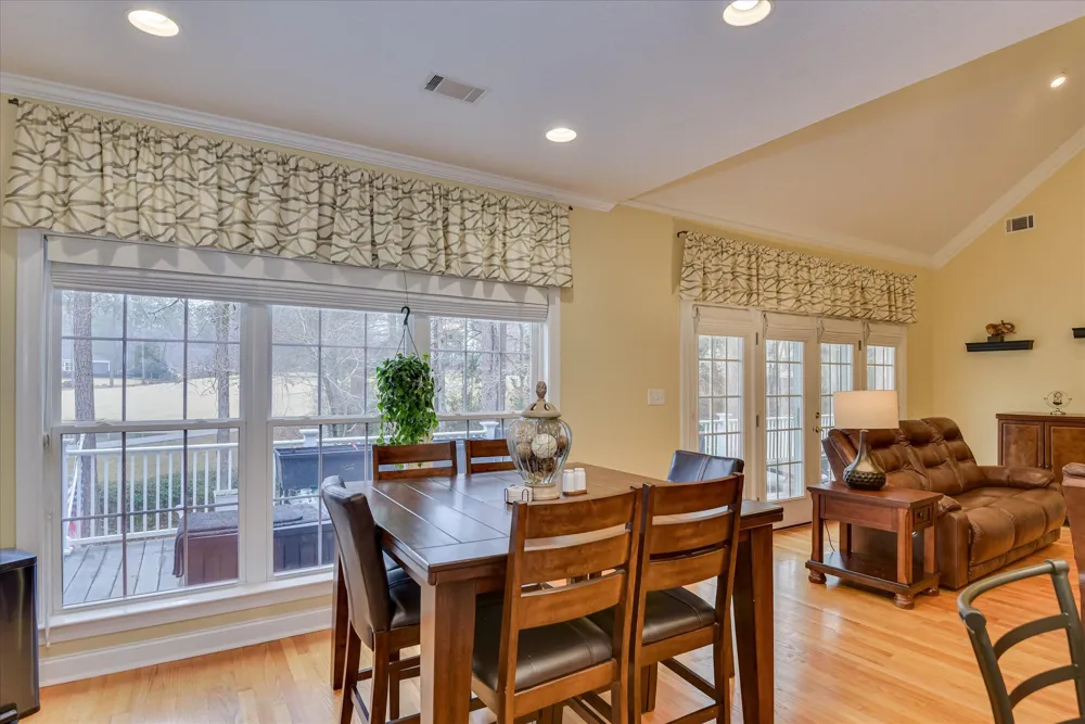 216 Charleston Lane Mccormick, SC 29835