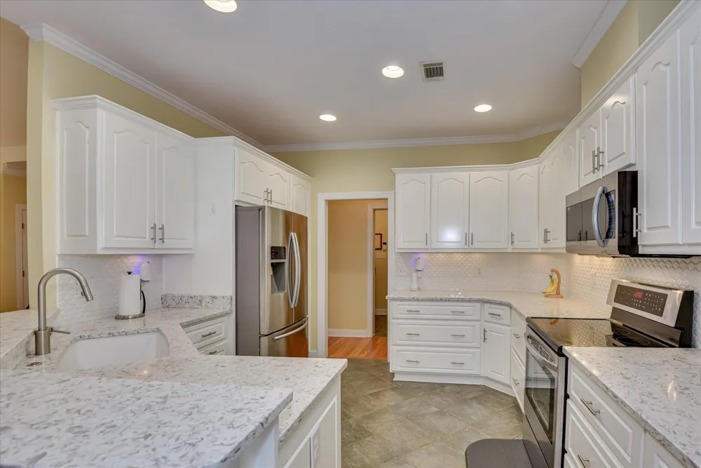 216 Charleston Lane Mccormick, SC 29835