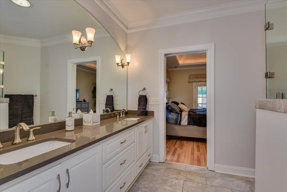 216 Charleston Lane Mccormick, SC 29835